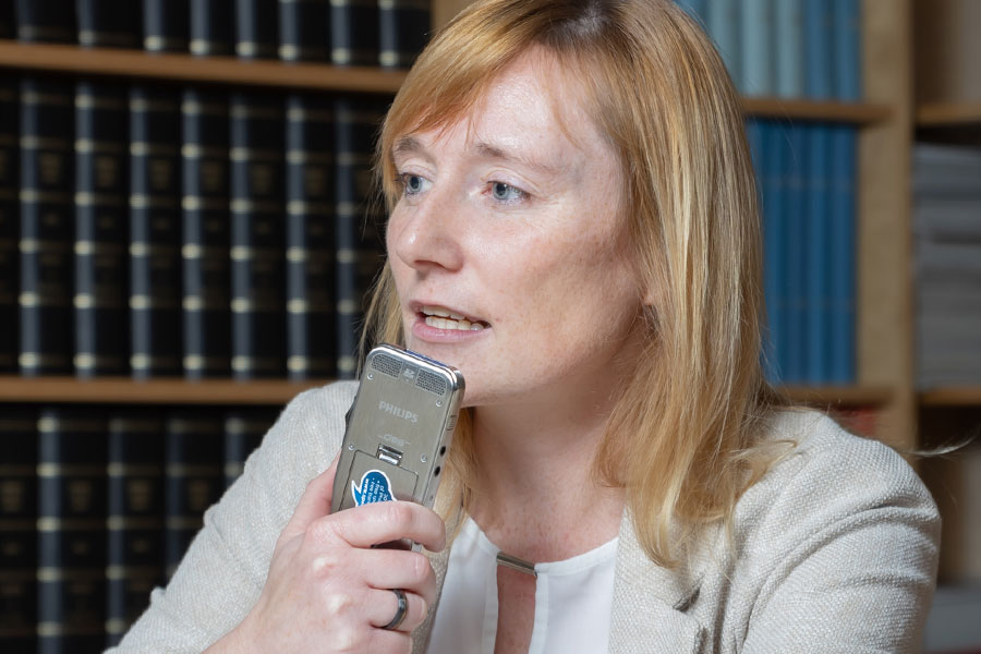 Rechtsanwältin und Notarin Sabrina Deiseroth